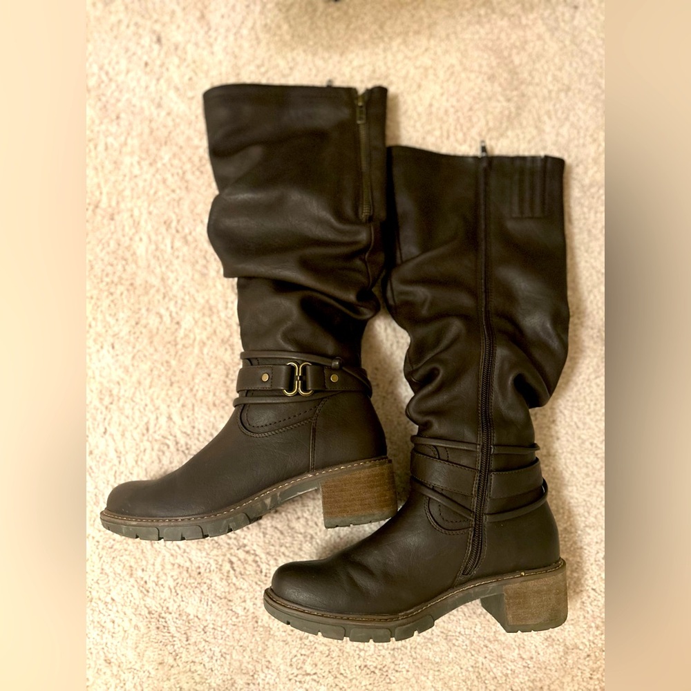white mountain boots